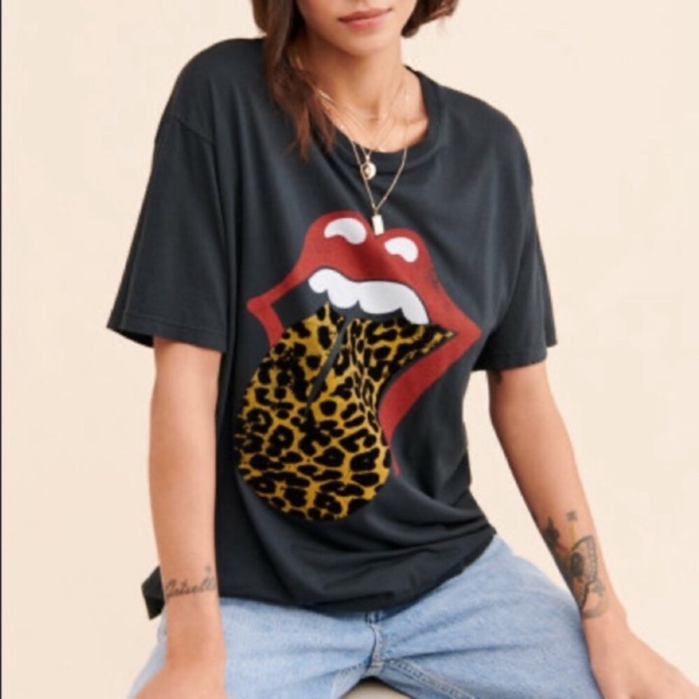 Daydreamer Rolling Stones Leopard Tongue Crewneck Graphic Tee - Picture 1 of 9